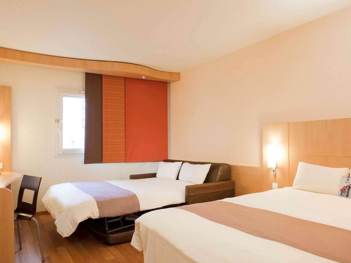 Hotel Ibis Paris Pantin Eglise Exterior foto